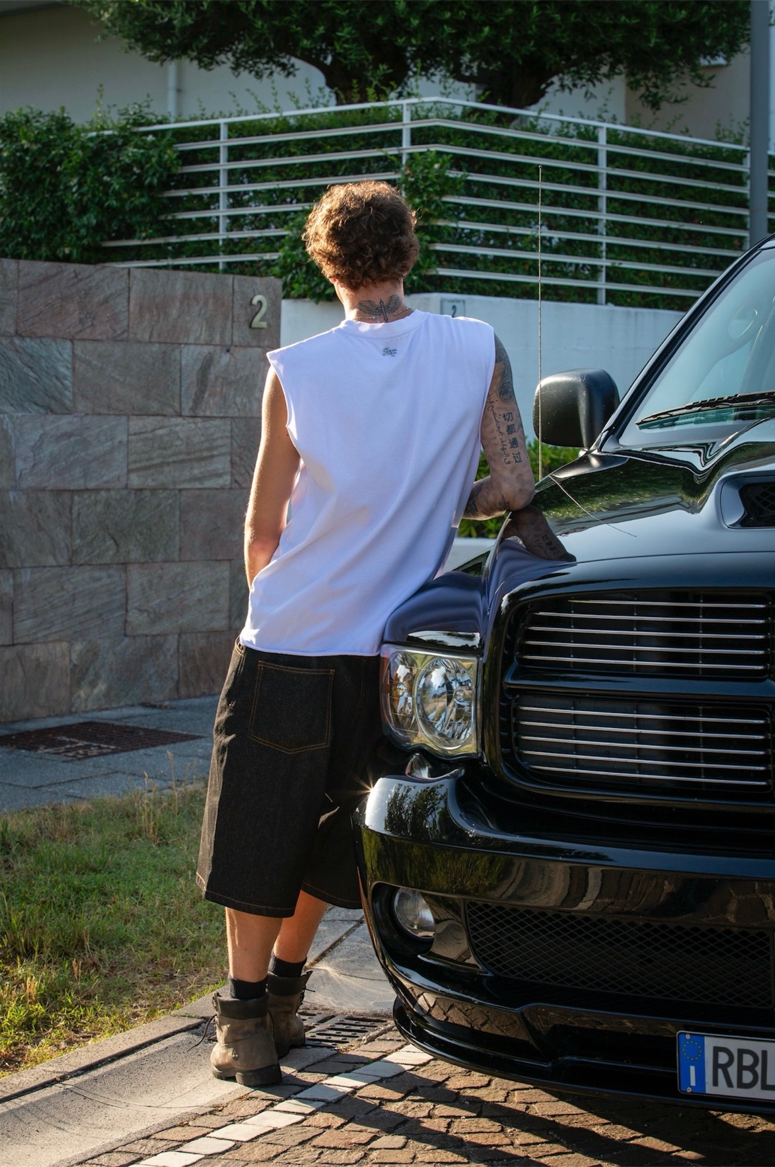 REBEL FEEIN WHITE TANK
